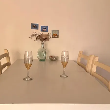 Mire Apartment *