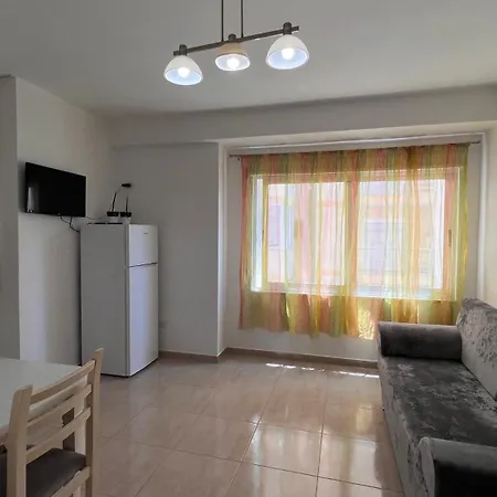Apartment Mire *
